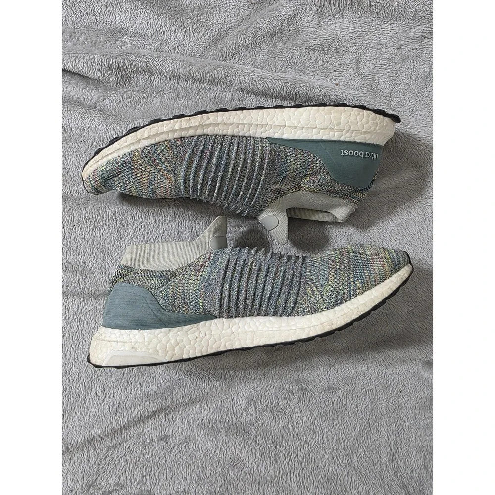 Adidas UltraBoost Laceless Mens 11.5 Multicolor Knit Sneakers CM8200